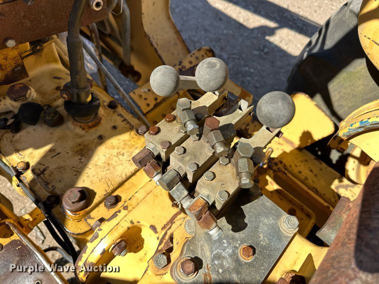 image for item EQ4639 Ford 445A tractor