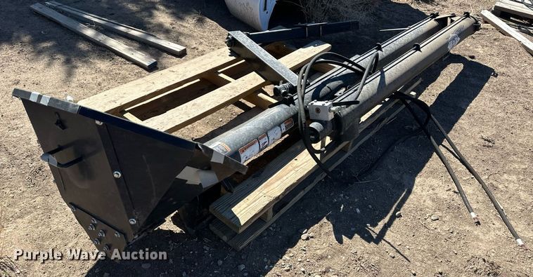 image for item EQ4640 Unverferth hydraulic auger