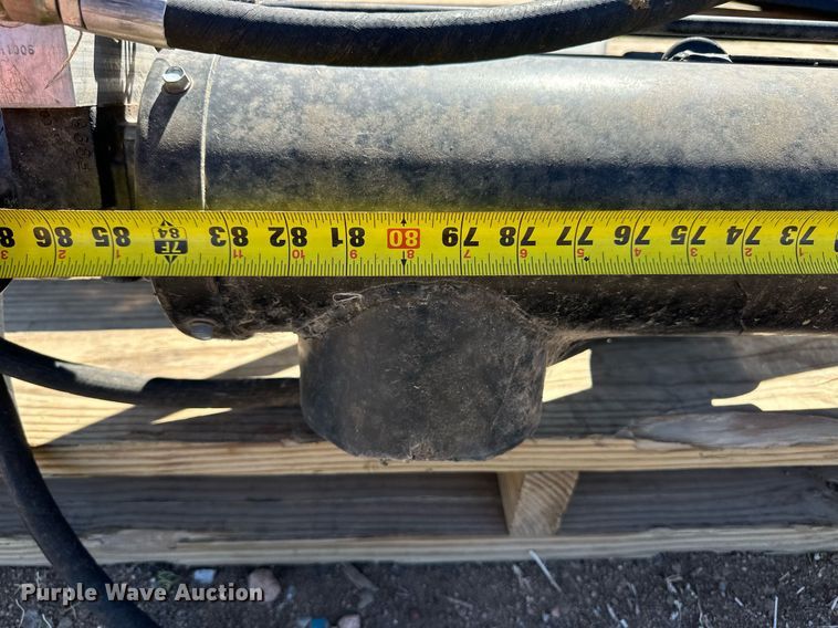 image for item EQ4640 Unverferth hydraulic auger