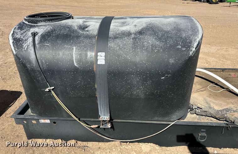 image for item EQ4641 Tanks