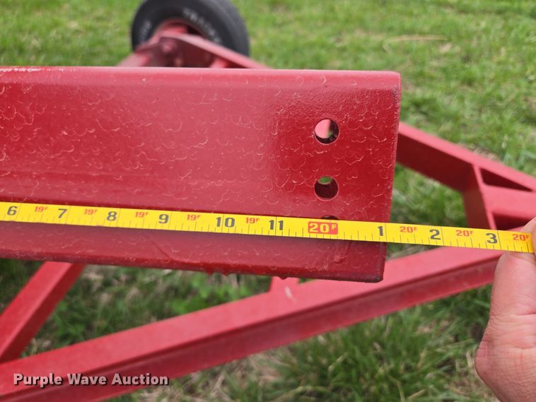 image for item EQ6995 Case 1063 corn head