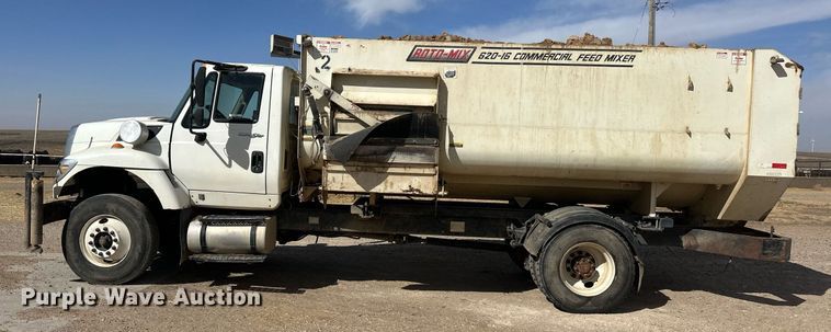 image for item ER8902 2012 International WorkStar 7400  feed mixer truck