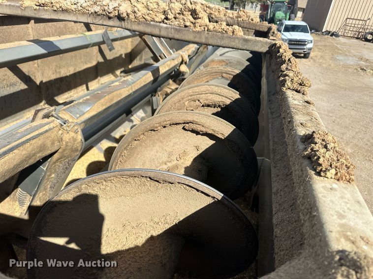 image for item ER8902 2012 International WorkStar 7400  feed mixer truck