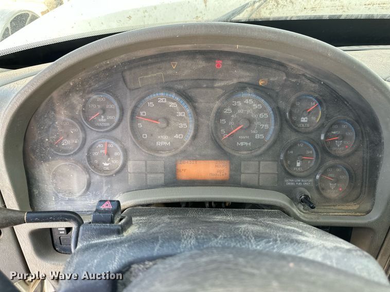 image for item ER8902 2012 International WorkStar 7400  feed mixer truck