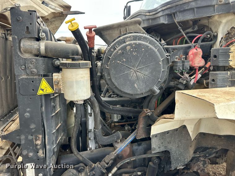 image for item ER8902 2012 International WorkStar 7400  feed mixer truck