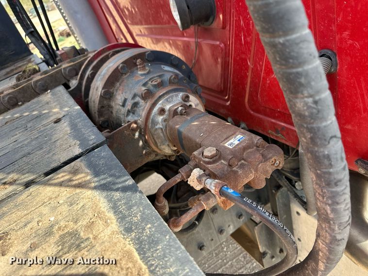 image for item ER8904 2006 Mack CV713 manure spreader truck