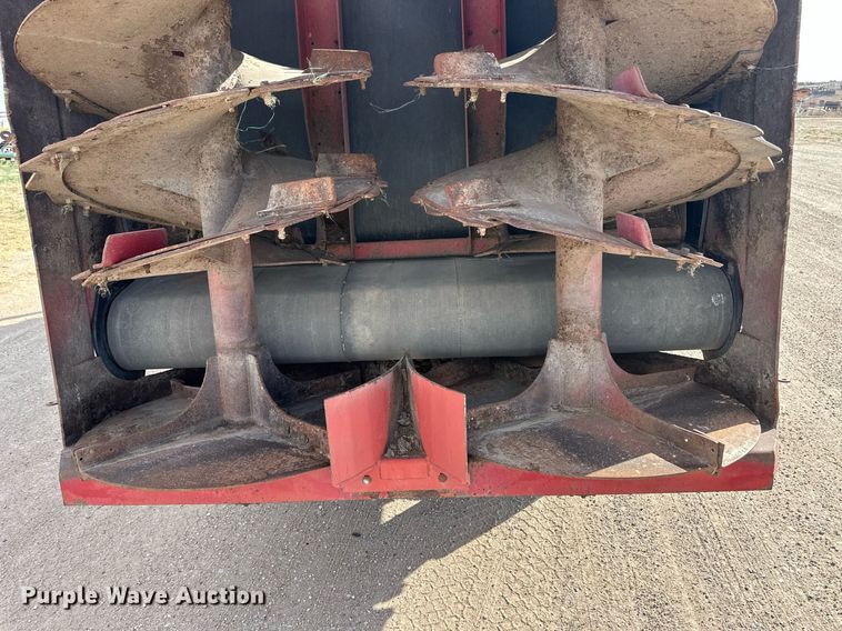 image for item ER8904 2006 Mack CV713 manure spreader truck