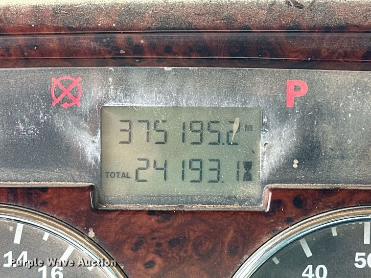 image for item ER8904 2006 Mack CV713 manure spreader truck