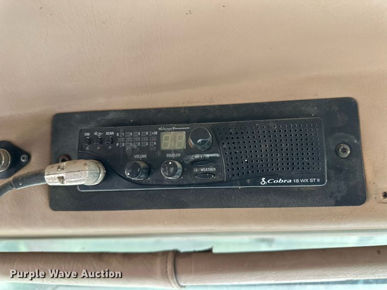 image for item ER8904 2006 Mack CV713 manure spreader truck