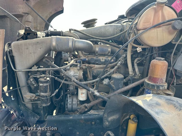 image for item ER8904 2006 Mack CV713 manure spreader truck