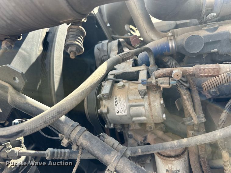 image for item ER8904 2006 Mack CV713 manure spreader truck