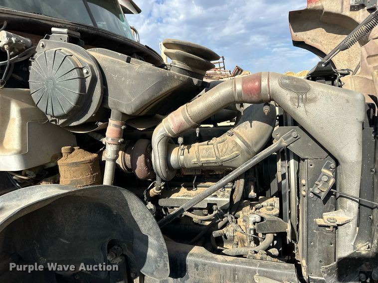 image for item ER8904 2006 Mack CV713 manure spreader truck