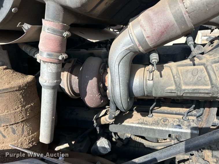 image for item ER8904 2006 Mack CV713 manure spreader truck