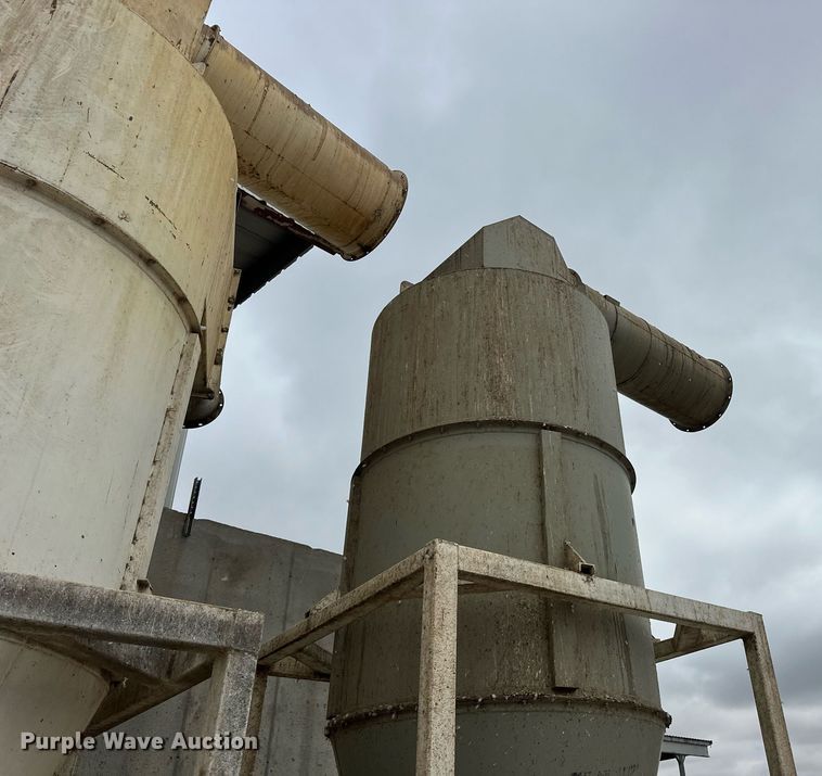 image for item ER8988 Vertical conveyor