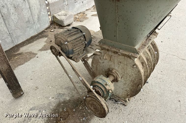 image for item ER8988 Vertical conveyor