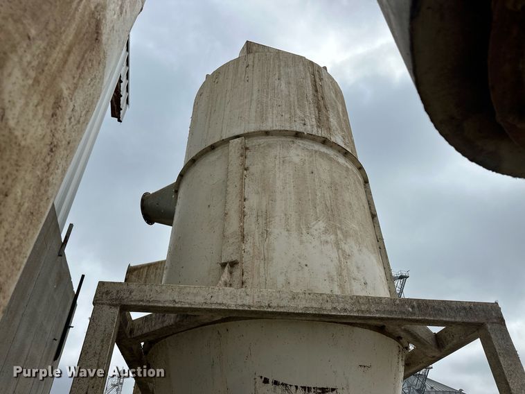 image for item ER8989 Vertical conveyor