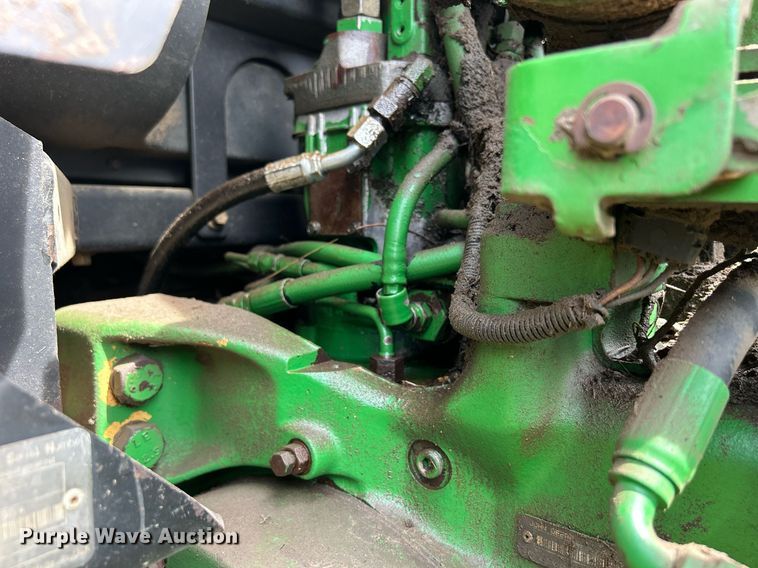 image for item ND9403 1997 John Deere 7210 tractor