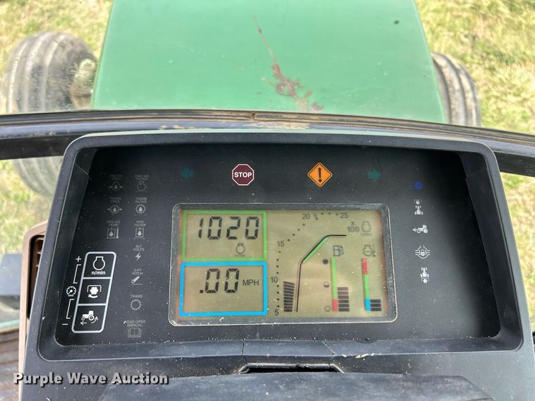 image for item ND9403 1997 John Deere 7210 tractor