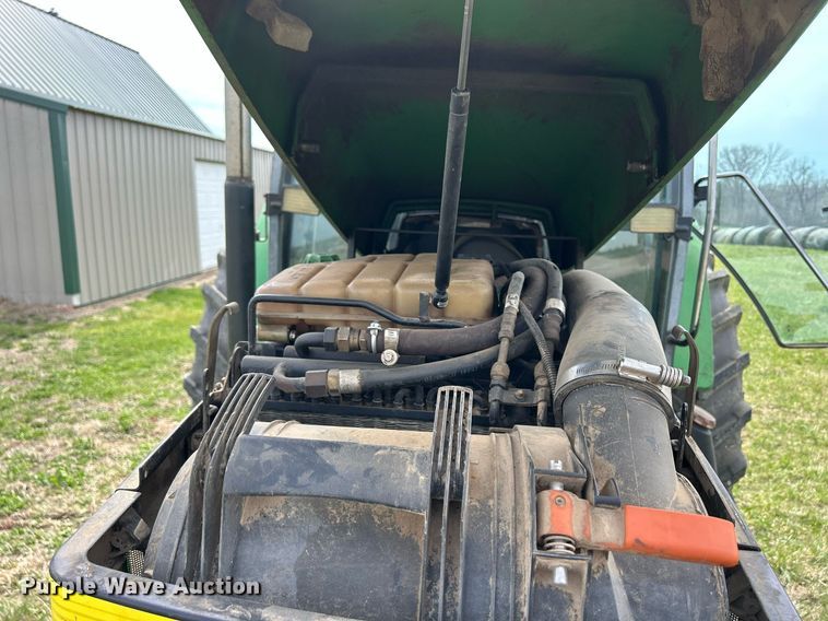 image for item ND9403 1997 John Deere 7210 tractor