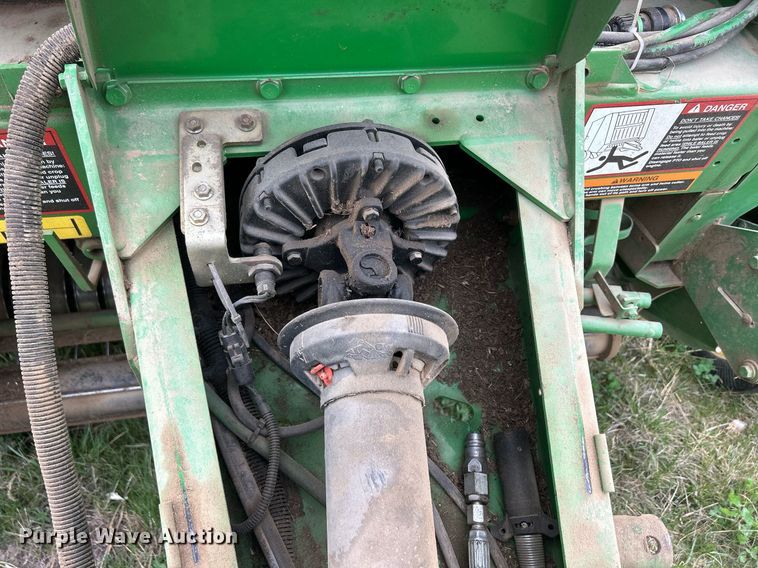 image for item ND9404 2012 John Deere 458 Silage Special  round baler