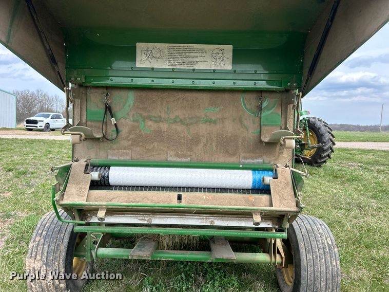 image for item ND9404 2012 John Deere 458 Silage Special  round baler