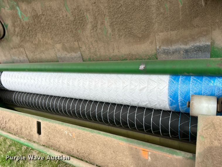 image for item ND9404 2012 John Deere 458 Silage Special  round baler