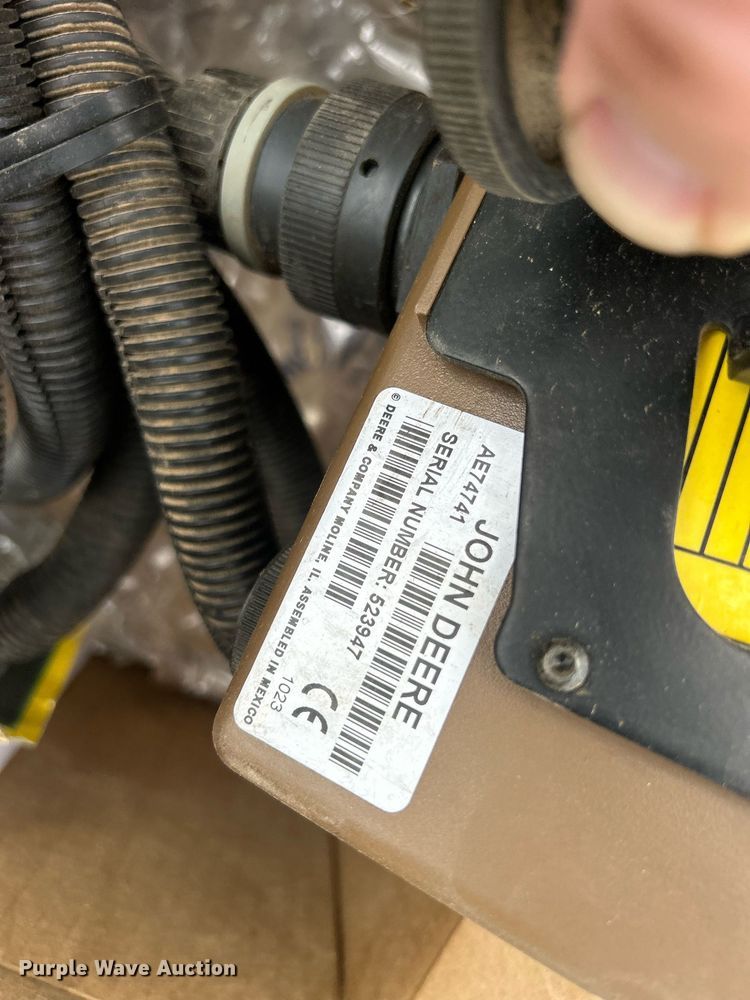 image for item ND9404 2012 John Deere 458 Silage Special  round baler