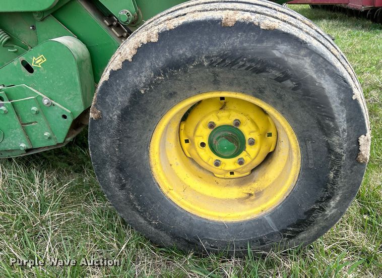 image for item ND9404 2012 John Deere 458 Silage Special  round baler