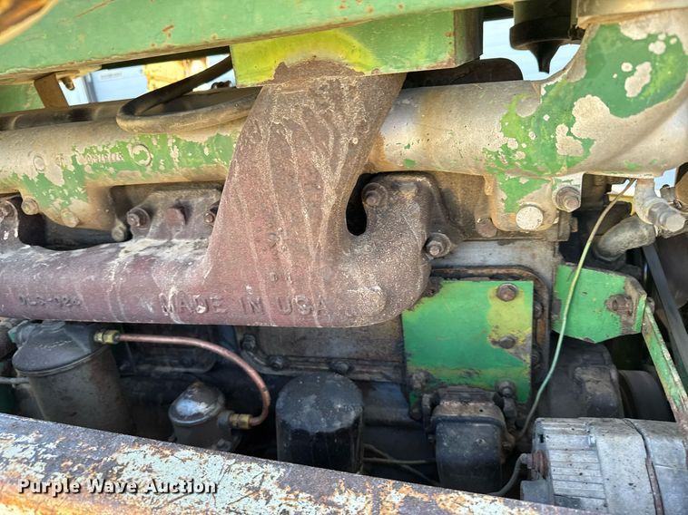 image for item NN9749 1966 Oliver 1850 tractor