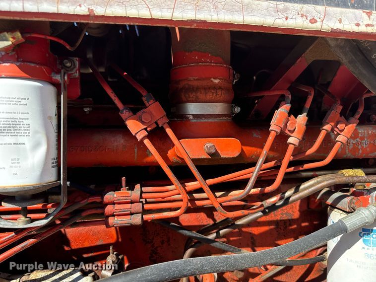 image for item NN9750 International 1466 tractor