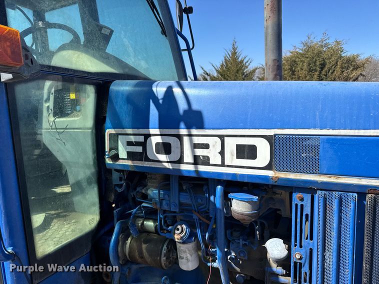 image for item NN9751 1992 Ford 5640 tractor