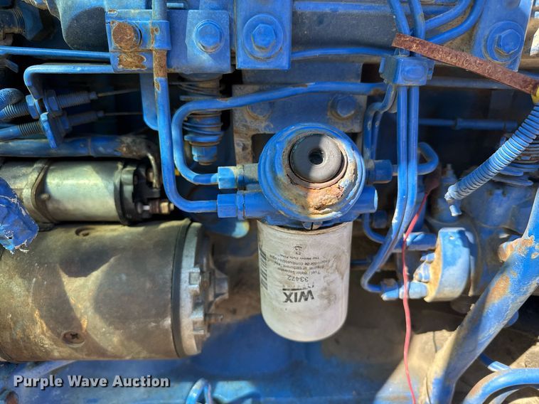 image for item NN9751 1992 Ford 5640 tractor