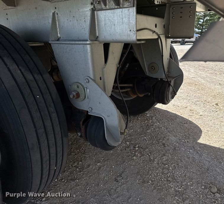 image for item NN9759 2025 Stoughton AHV-401T-AR-S grain trailer