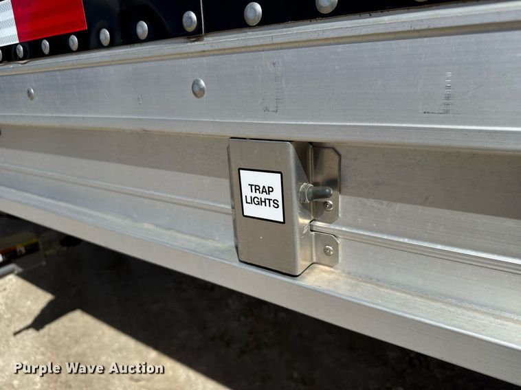 image for item NN9759 2025 Stoughton AHV-401T-AR-S grain trailer