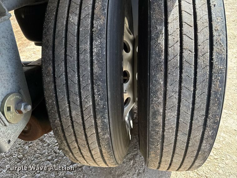 image for item NN9759 2025 Stoughton AHV-401T-AR-S grain trailer