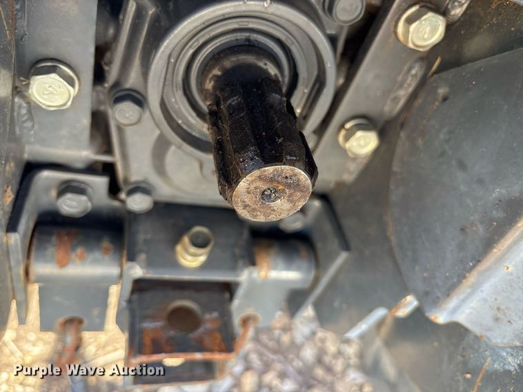 image for item OB9544 2007 Kubota B3200 HST MFWD tractor