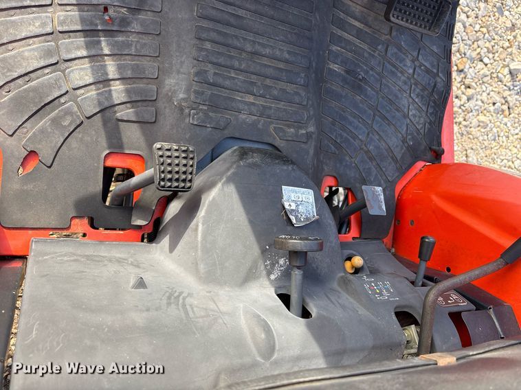 image for item OB9544 2007 Kubota B3200 HST MFWD tractor