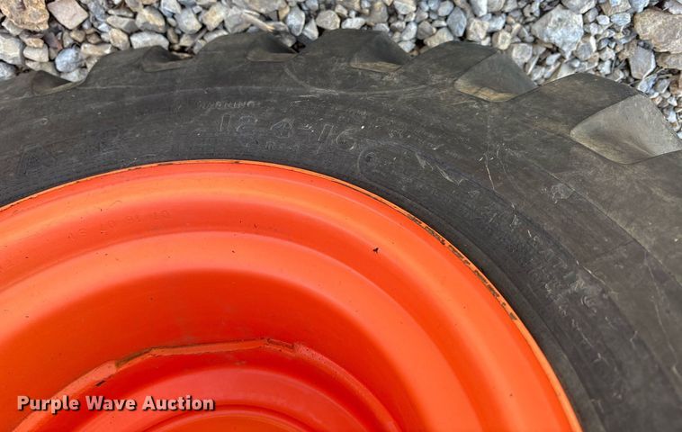 image for item OB9544 2007 Kubota B3200 HST MFWD tractor