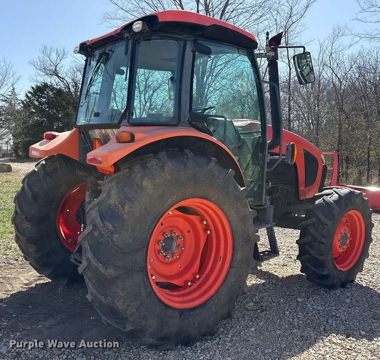 image for item OB9547 2015 Kubota M5-111D MFWD tractor