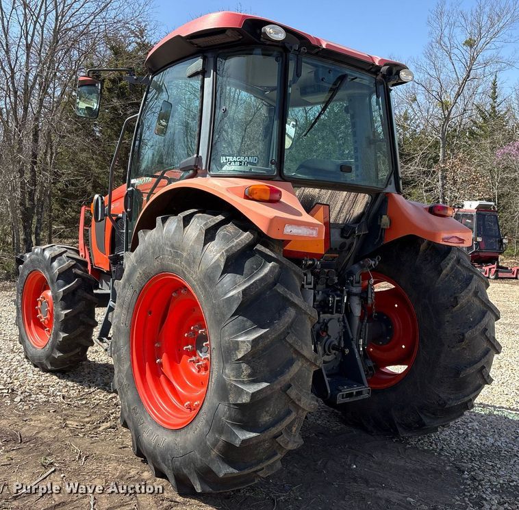 image for item OB9547 2015 Kubota M5-111D MFWD tractor