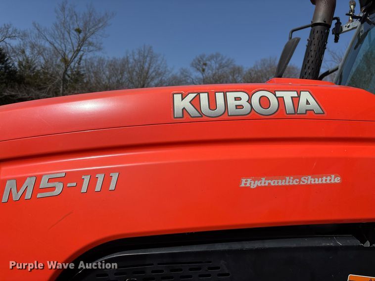 image for item OB9547 2015 Kubota M5-111D MFWD tractor