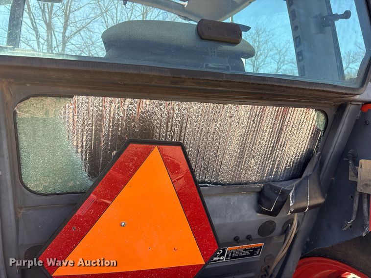 image for item OB9547 2015 Kubota M5-111D MFWD tractor