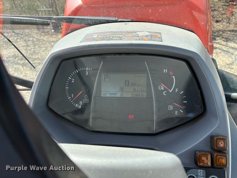 image for item OB9547 2015 Kubota M5-111D MFWD tractor