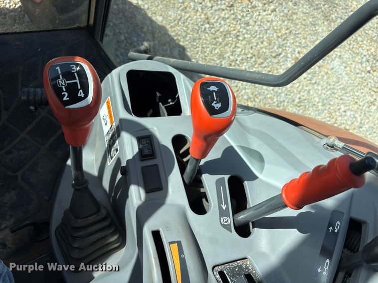 image for item OB9547 2015 Kubota M5-111D MFWD tractor