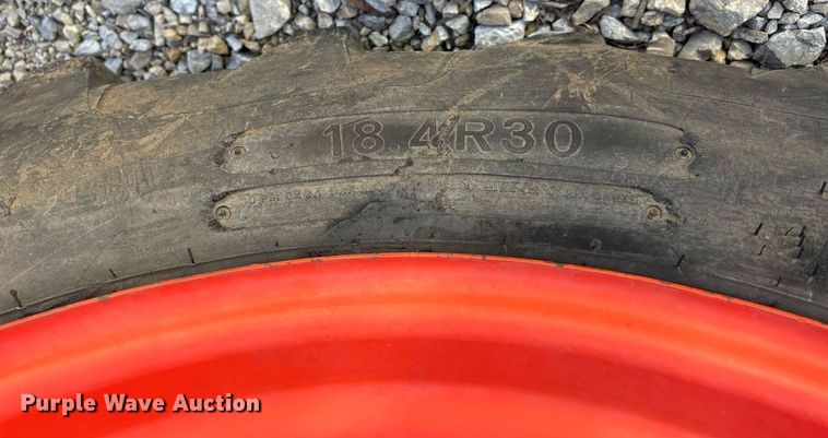 image for item OB9547 2015 Kubota M5-111D MFWD tractor