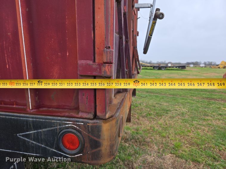 image for item OG9022 1973 Ford 9000 grain truck