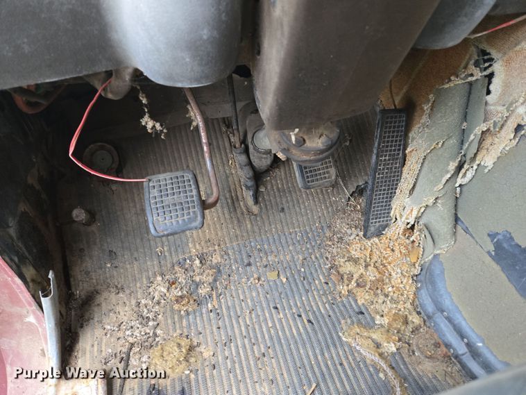 image for item OG9022 1973 Ford 9000 grain truck