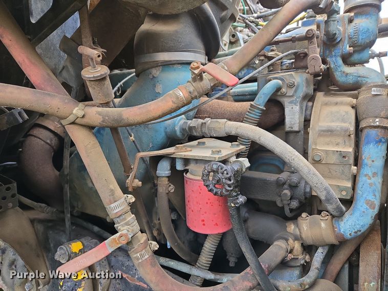 image for item OG9022 1973 Ford 9000 grain truck