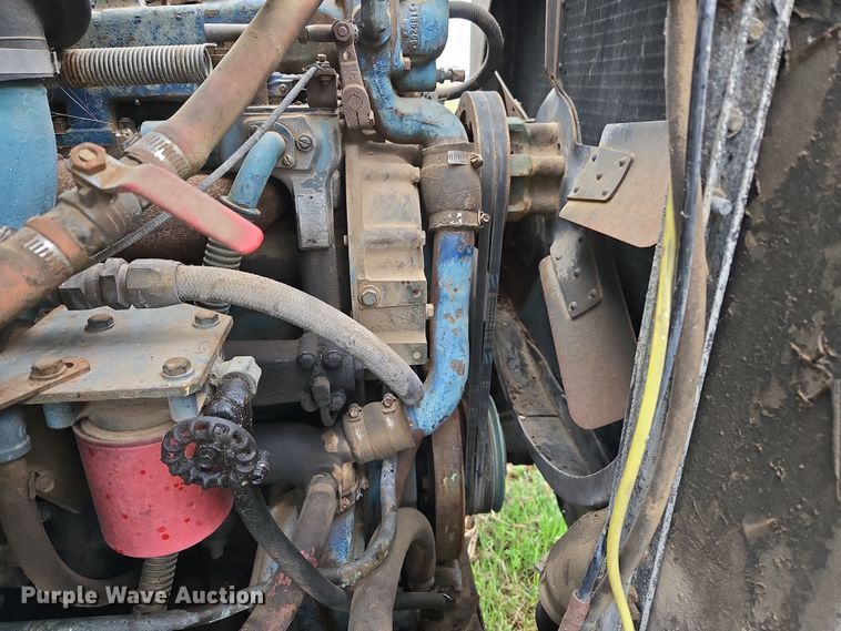 image for item OG9022 1973 Ford 9000 grain truck