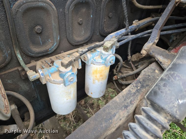 image for item OG9022 1973 Ford 9000 grain truck